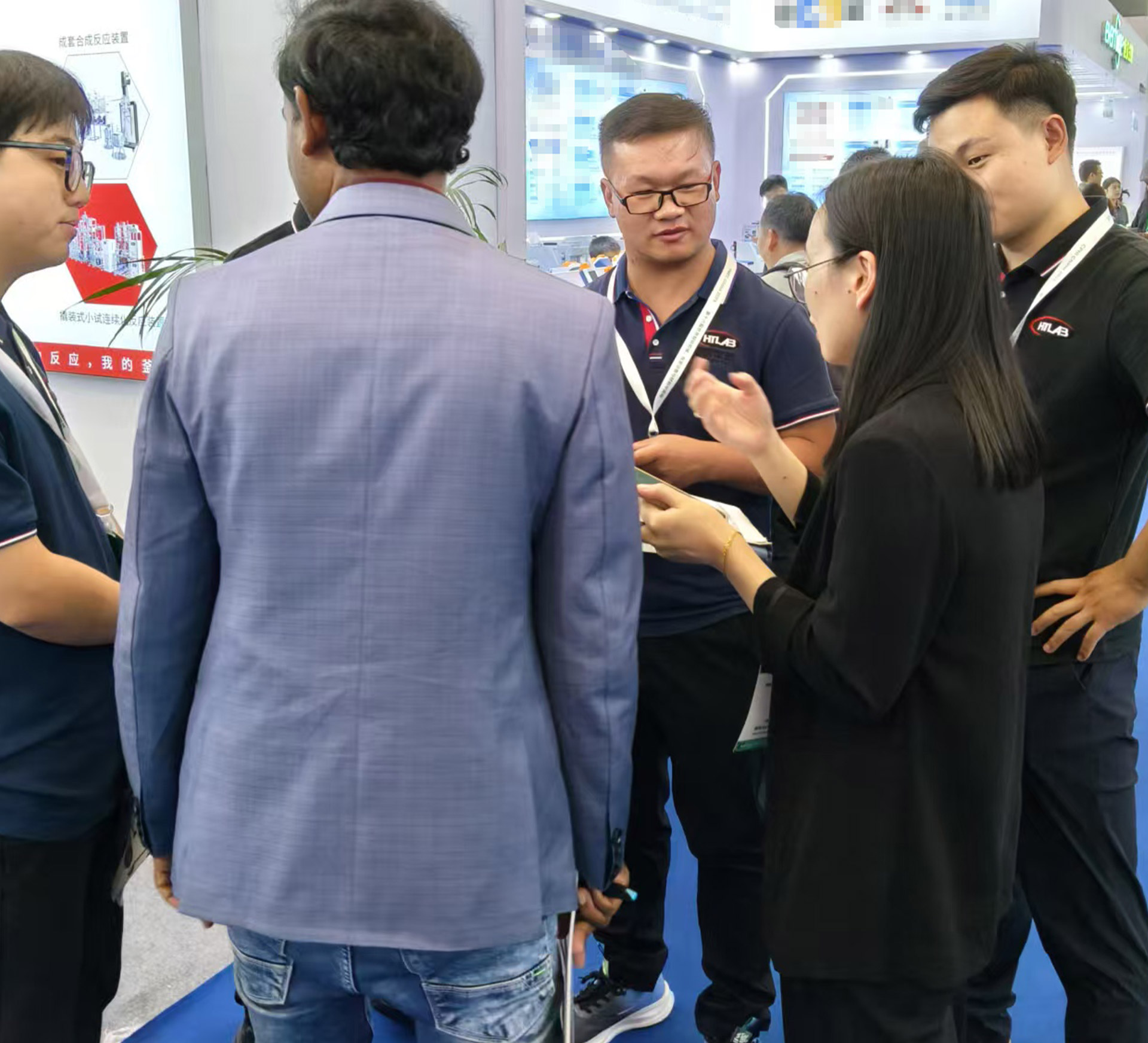 外洋客户前来征询